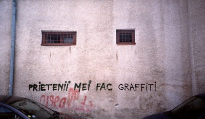 prietenii_mei_fac_graffiti_001