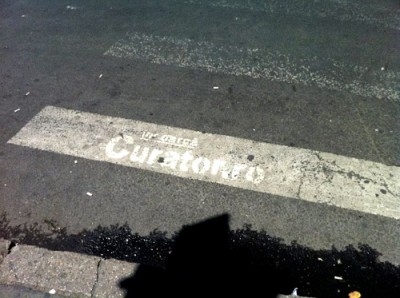 Curator.ro reclama "curata"