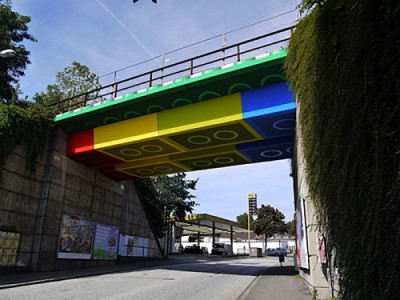 MEGX's Lego Bridge